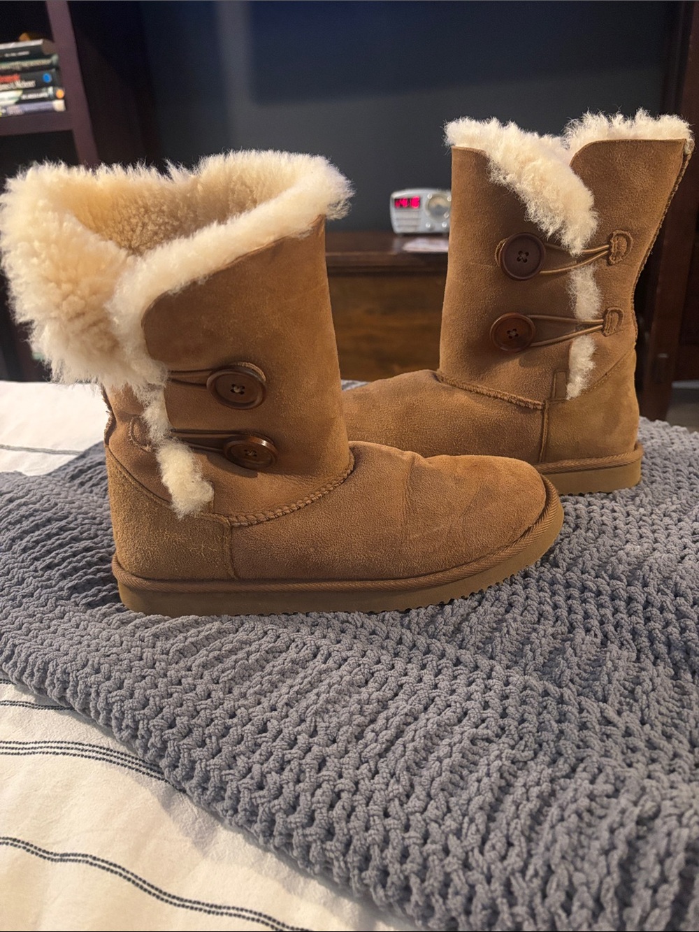 Women's Sheepskin-Lined winter Button Boots- Chestnut/Tan (7)